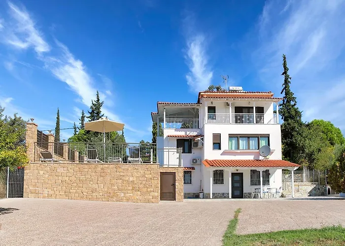 Villa Lion Nikíti