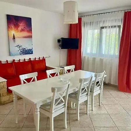 Lion Villa *