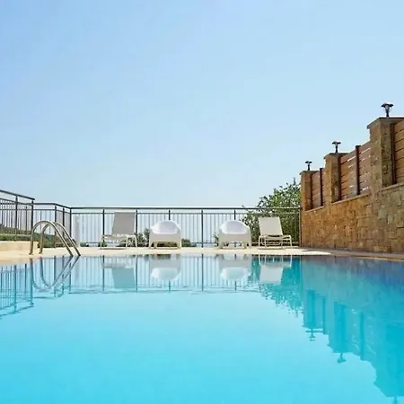 Lion Nikiti (Sithonia)