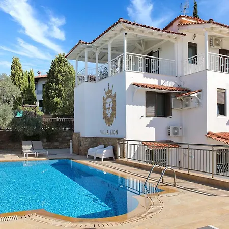 Lion Nikiti (Sithonia)